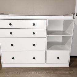 Nursery Dresser with Baby Changing Table, Diaper Changing Tables for Nursery with 5 Drawers & Shelve