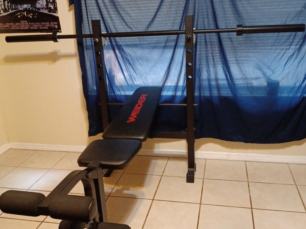 Weight Bench 