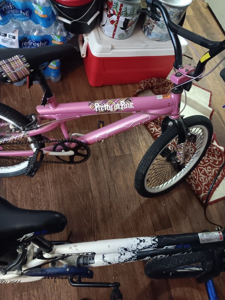 Pretty Pink Bike for Sale in Garland TX OfferUp
