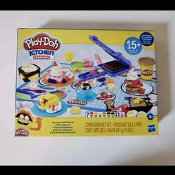 New Play-Doh Kitchen Creations Morning Café Food Playset 15+ Pieces New