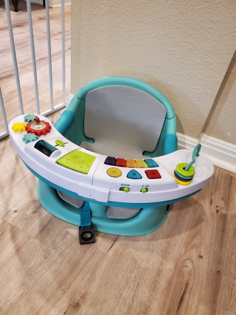 Infantino Music & Lights 3-in-1 Discovery Seat 