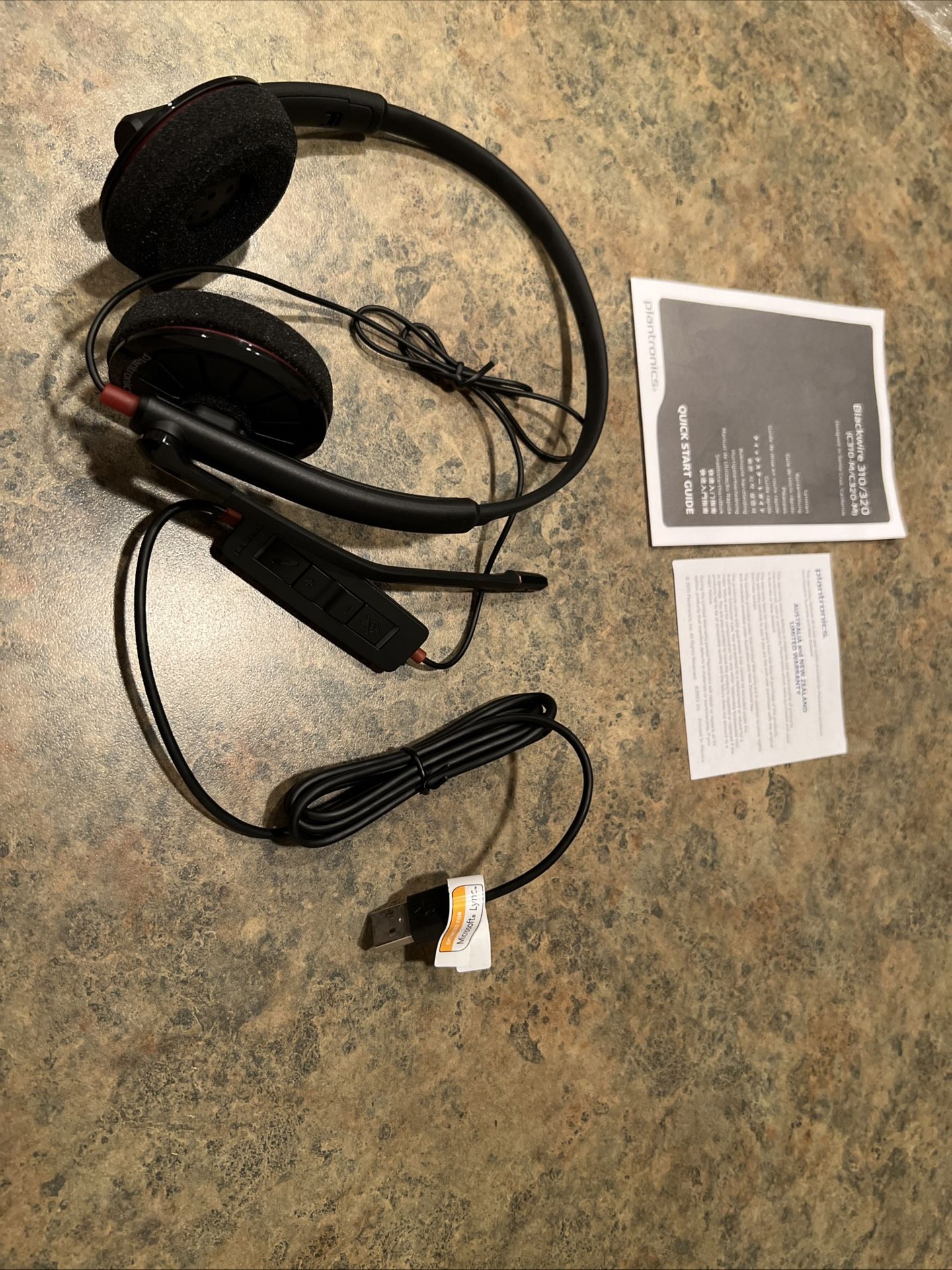 PREMIUM-HEADSET Platonic-Blackwire C320-M