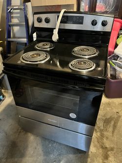 Amana Electric Stove