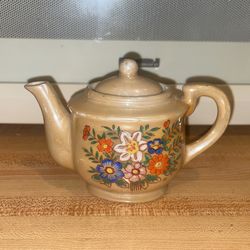 Vintage Child's Tea Set Floral Lustre ware Plates Creamer Sugar T Pot Japan 