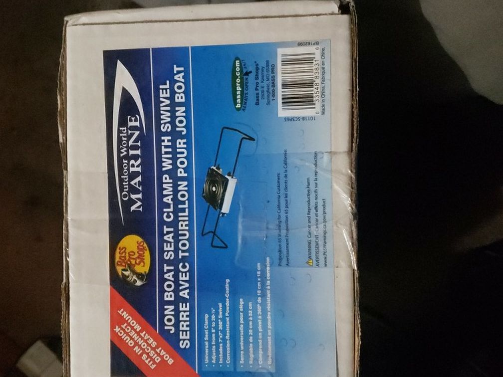 Brand New Never Opened Boat Swivel And Clamp Seat