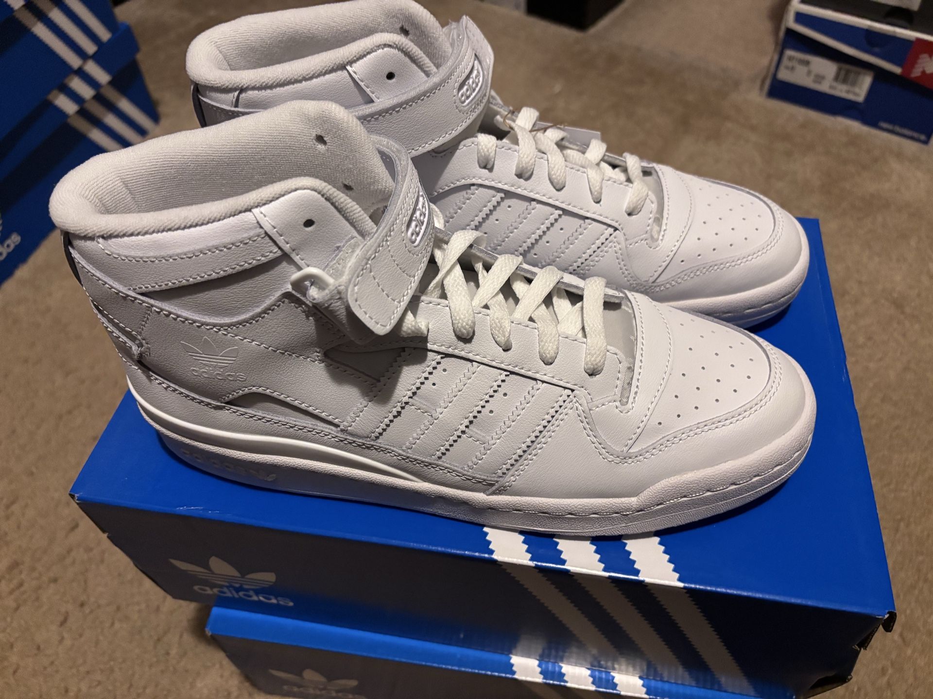 Adidas Forums white on white