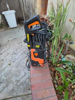Free electric pressure washer