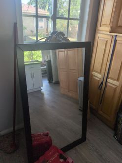 Free mirror