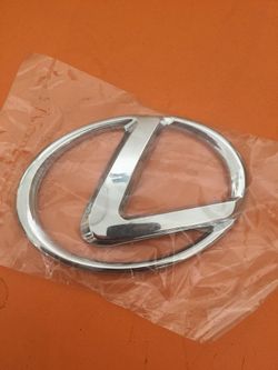Lexus L Emblem