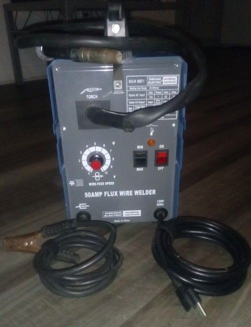 Chicago Electric 90 Amp Flux Wire Welder