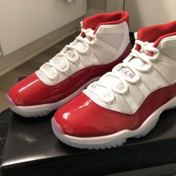 Jordan 11 Cherry Sz 11