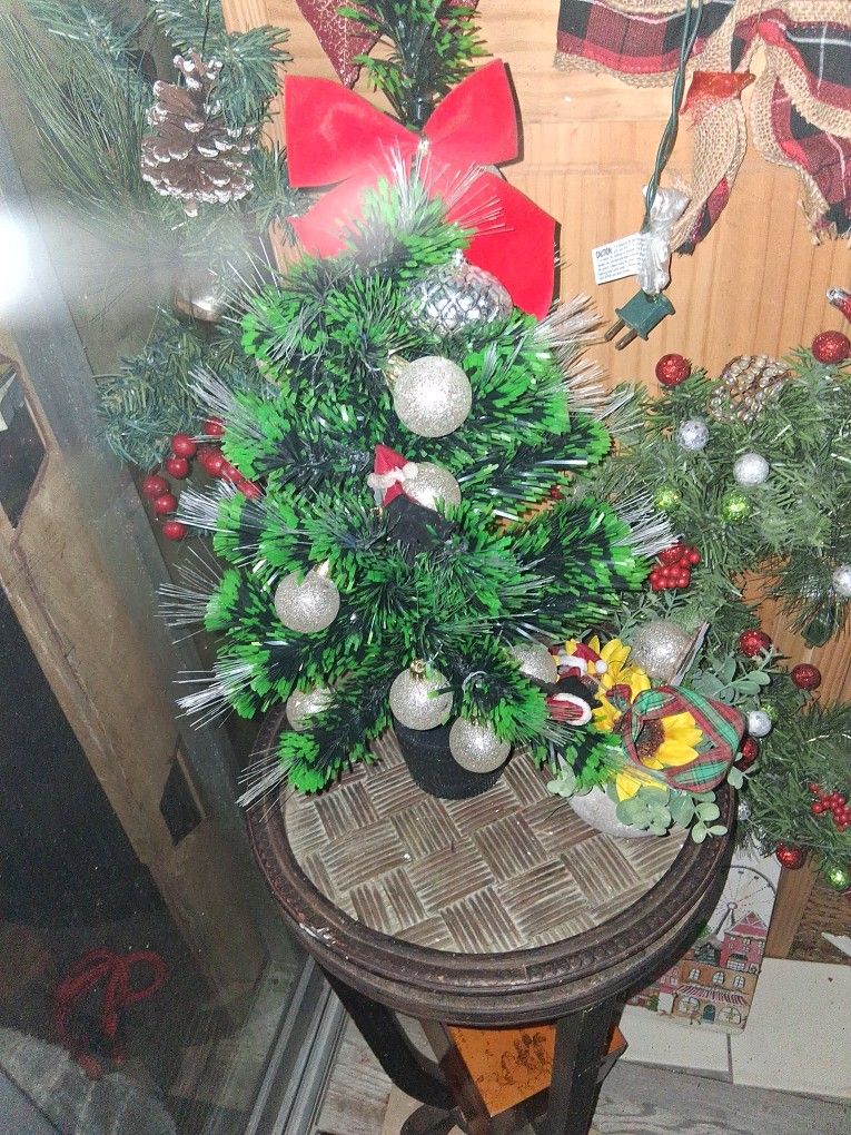 Table Tree 