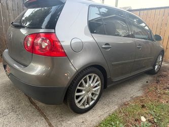 Volkswagen Golf Hatchback gti