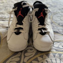 Jordan 6 Retro Low