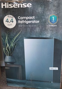 Hisense Mini Fridge