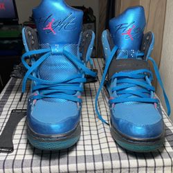 Nike Air Jordan Flight Shoes Youth Size 6.5Y Metallic Blue High-Top