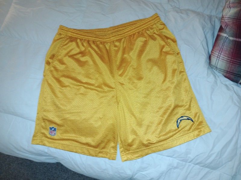 San Diego Chargers Shorts Size Medium Men's Reebok