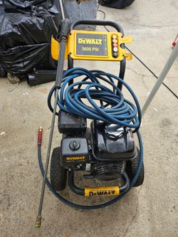 DeWalt 3600 PSI Gas Pressure Washer