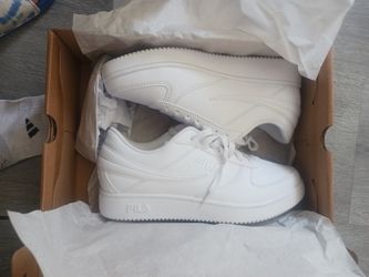 Shoes Size 7