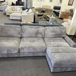 Sectional Sofa 