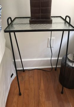 Nightstand, plant stand, side/end table