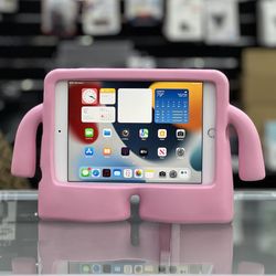 128 GB iPad mini 4 With Free Kids Case