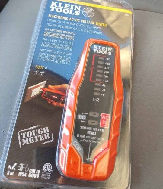 Klein Electronic AC DC Voltage Tester