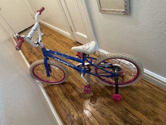 Huffy Sea Star Kids Bike with Training Wheels