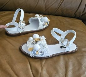Women's Dolce & Gabbana Lucky Charm Crystals Designer Luxury Sandals Size 5 US (LIMITED EDITION MODEL EXCELLENT CONDITION)