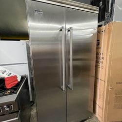 Viking 42” Built In Refrigerator Side By Side In Stainless Steel 
