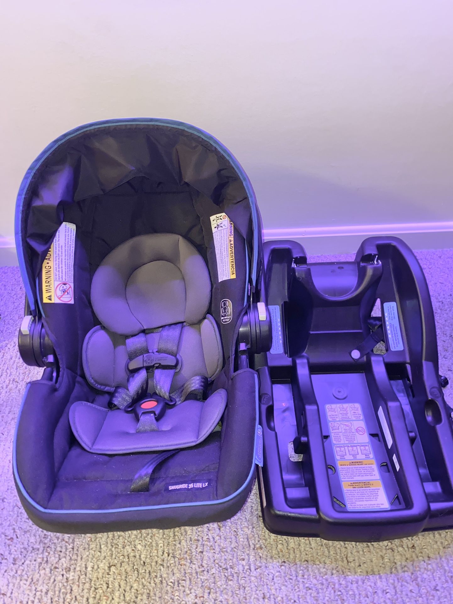 Graco Snugride Lite LX Car seat