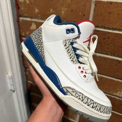 Jordan True Blue 3s