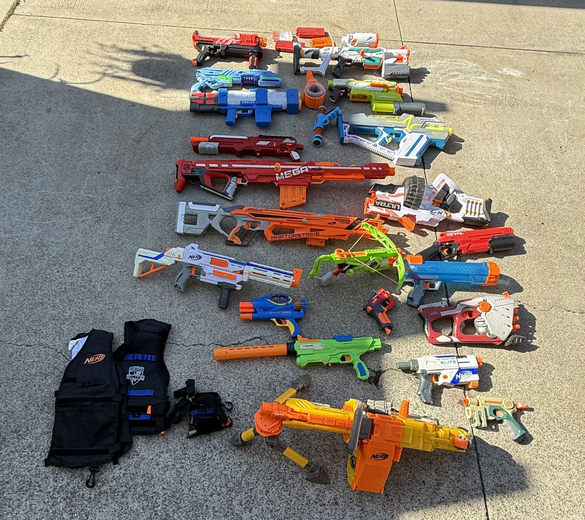 NERF GUNS