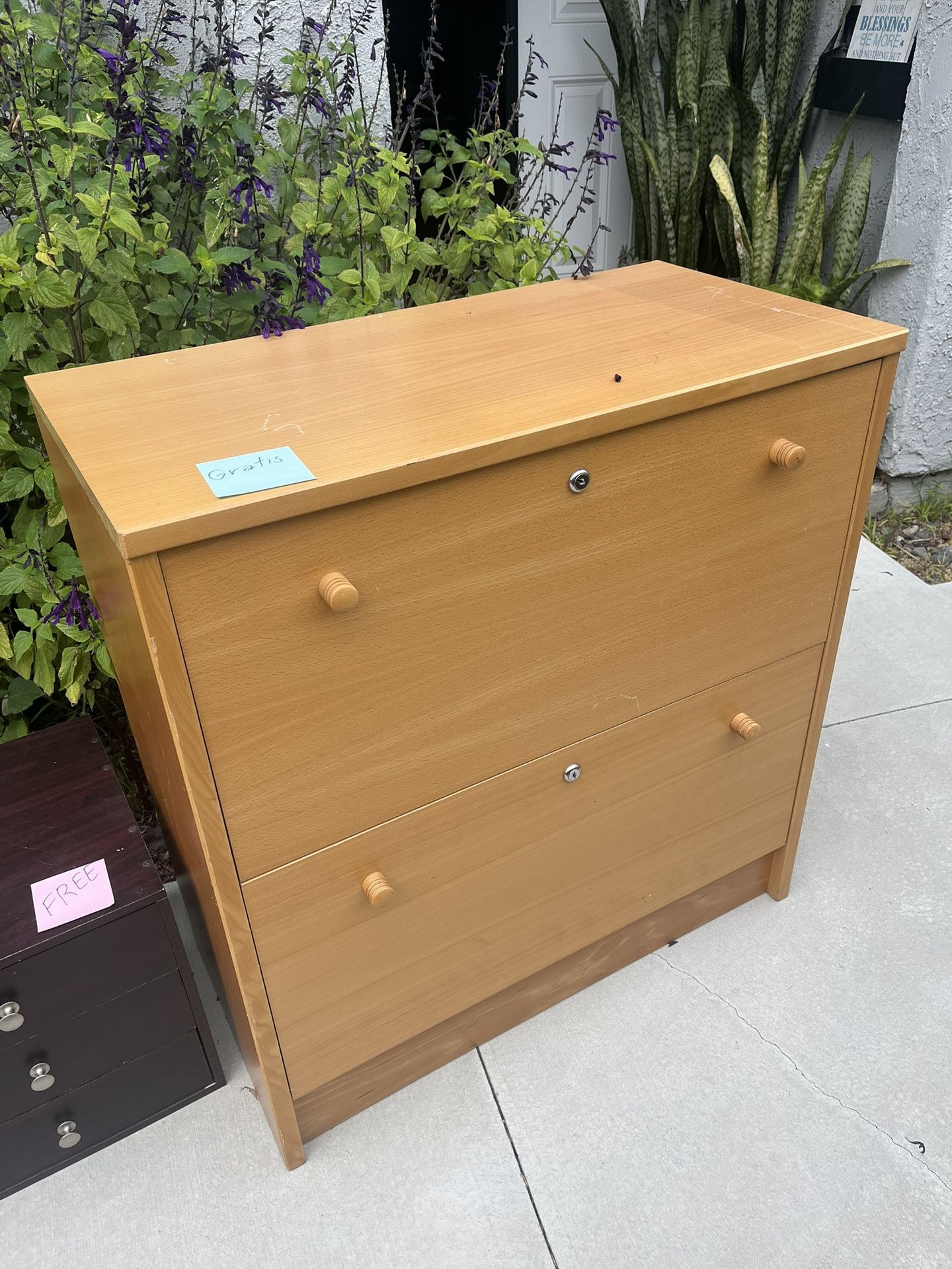 Filing Cabinet