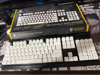 Corsair Keyboard W/ Extra Keycaps