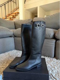 Stuart Weitzman Black Leather Knee-High Riding Boots - Women's US Size 6
