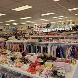 Kids Clothes & Shoes