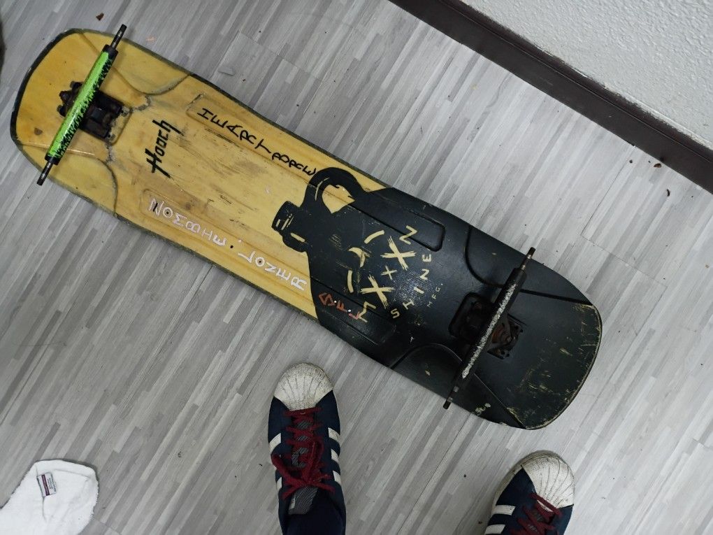 Moonshine Longboard With Trucks