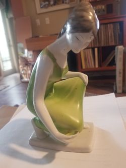 Porcelain small statue height 8 inch
