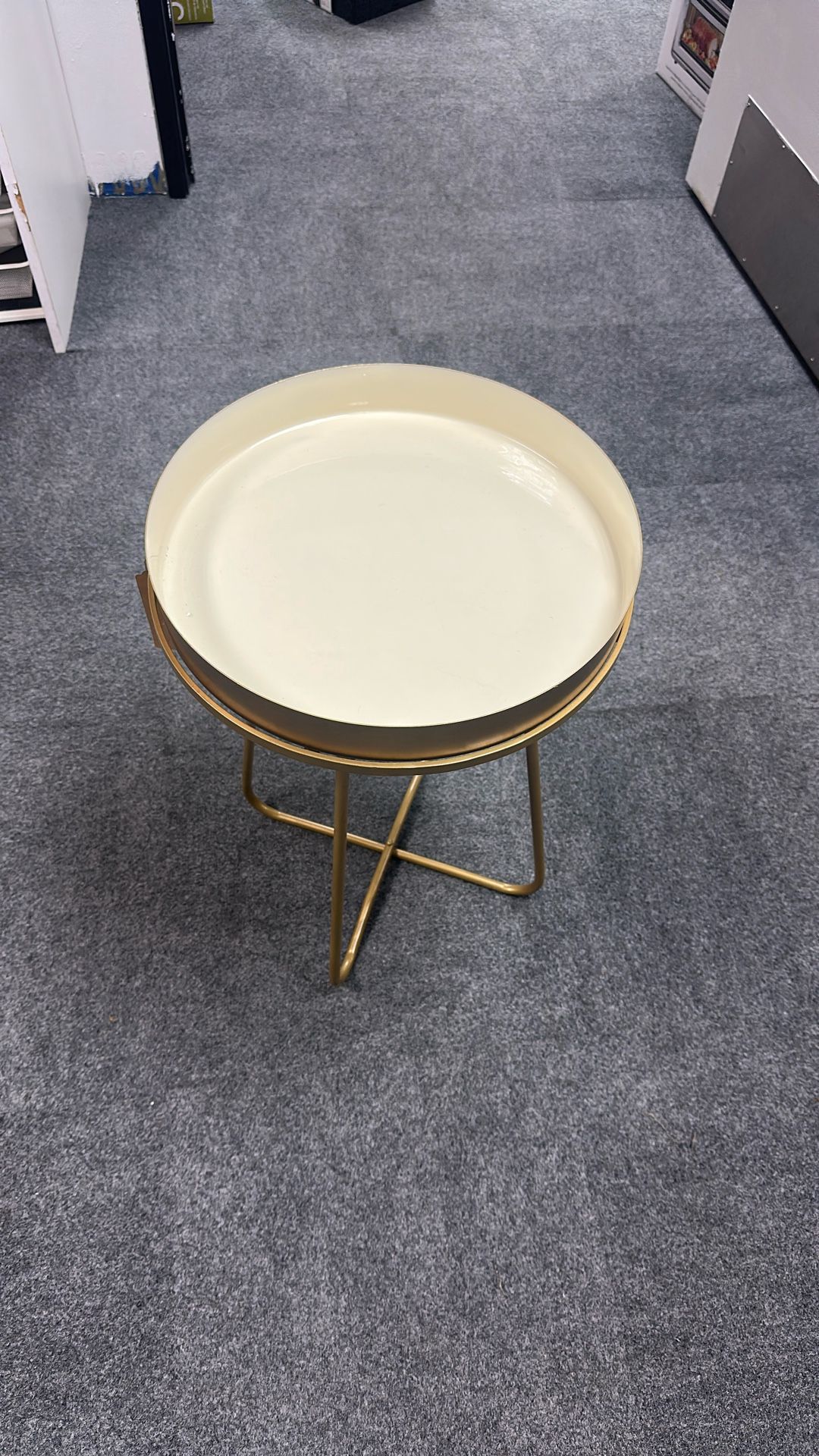 Side Table / Accent Table