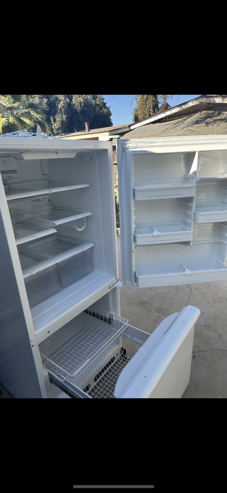 Amana Refrigerator  freezer  Down