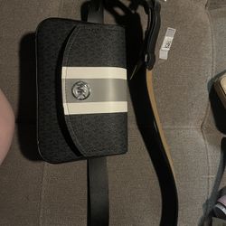 Michael Kors Wallet And Purses New With Tags