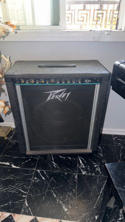 Peavey KB 100 keyboard amplification system