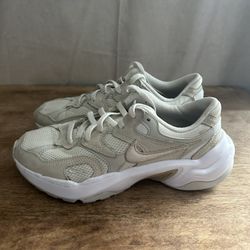 Women’s Nike Shoes 