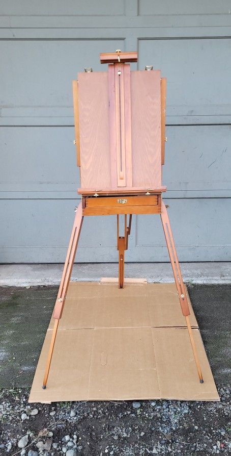 Portable Artists Easel
