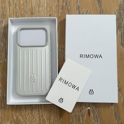 Rimowa Silver Phone Case (17 Pro)
