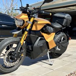 Ryvid Anthem E-moto