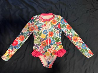 Girl swimsuit