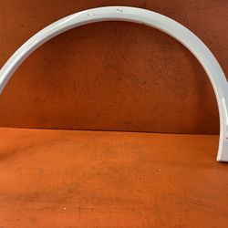 2018 2019 2020 AUDI Q5 LEFT FRONT FENDER FLARE WHEEL MOLDING OEM 80A853717E