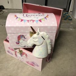 Large Unicorn Chest